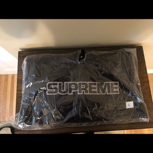 Supreme Hoodie